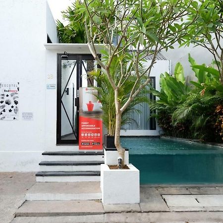 Reddoorz @ Jalan Raya Semat Canggu BALI Exterior photo