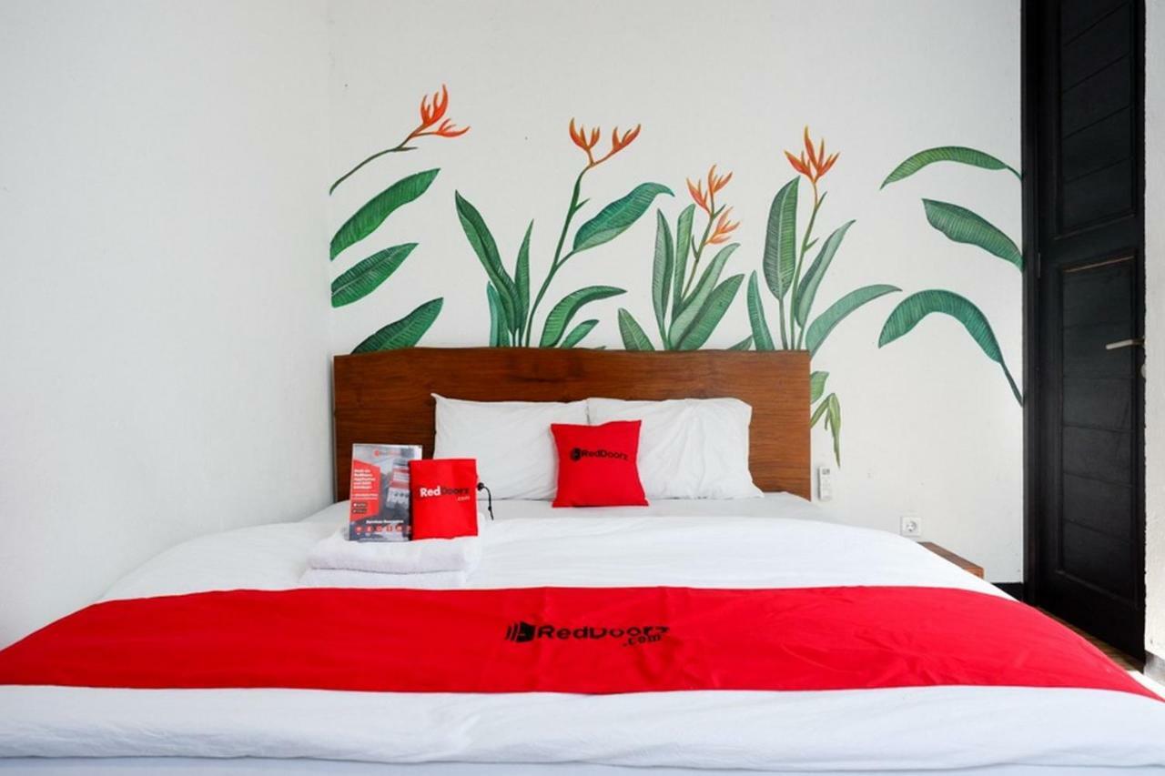 Reddoorz @ Jalan Raya Semat Canggu BALI Exterior photo