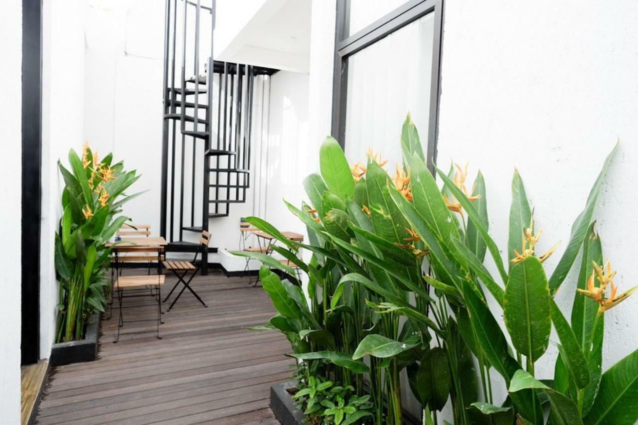 Reddoorz @ Jalan Raya Semat Canggu BALI Exterior photo